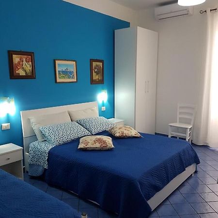 Lipari Centro Storico Flat 6 Mins From Port Apartment Bagian luar foto