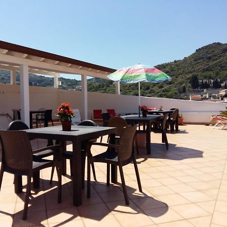 Lipari Centro Storico Flat 6 Mins From Port Apartment Bagian luar foto