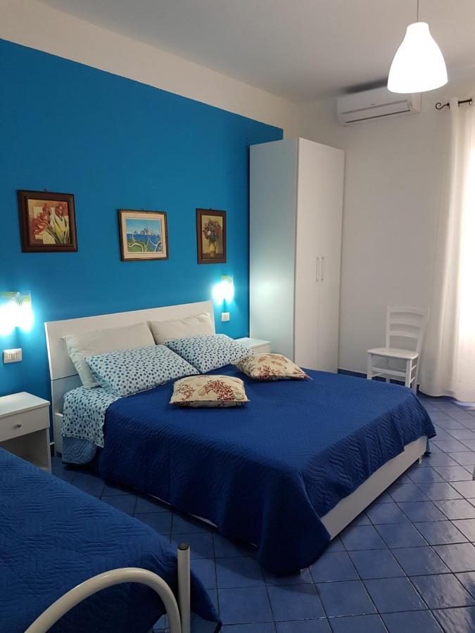 Lipari Centro Storico Flat 6 Mins From Port Apartment Bagian luar foto